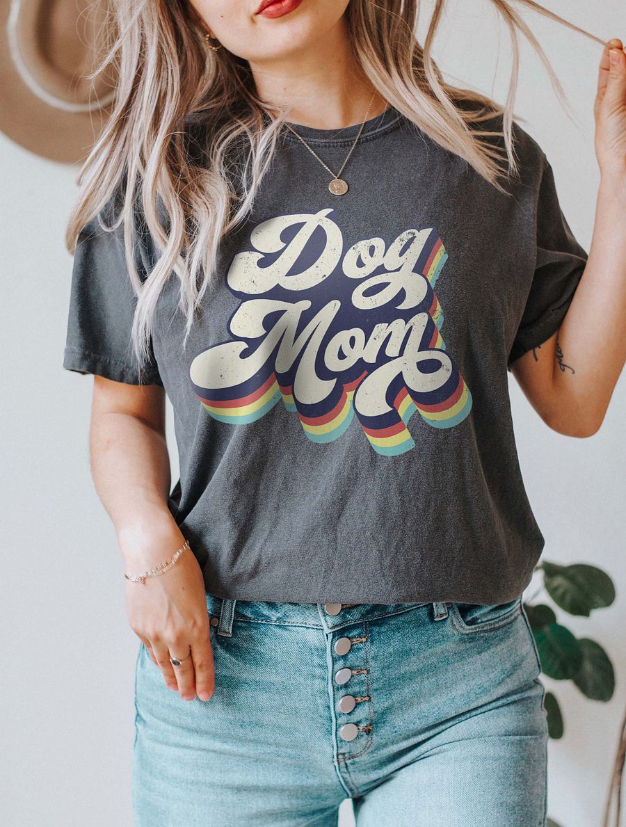 Dog Mom T-Shirt | Retro Groovy T-Shirt for Dog Moms product image (11)