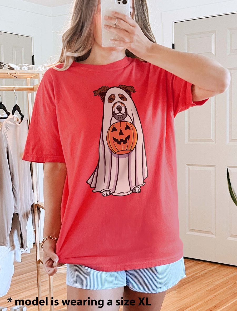 Funny Halloween Australian Shepherd(Red Tricolor)T-Shirt | Funny Aussie Wearing a Ghost Costume and Holding a Pumpkin Basket product image (10)