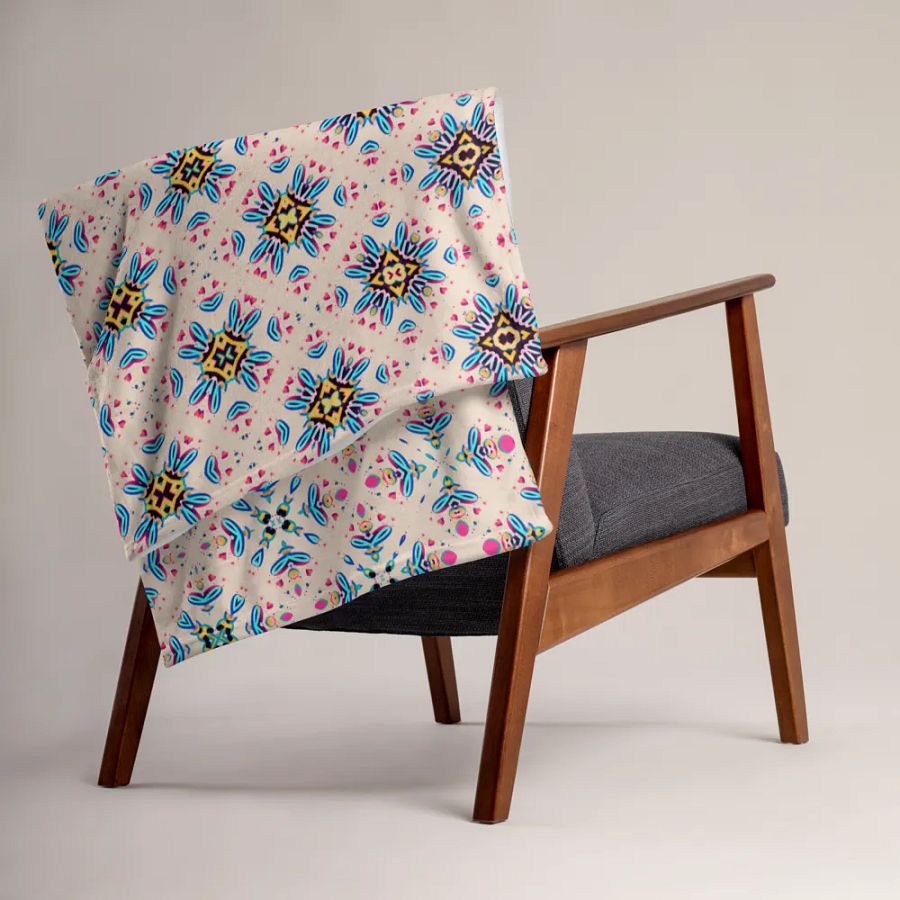 Elegant Hearts Diamonds & Crosses Throw Blanket product image (4)