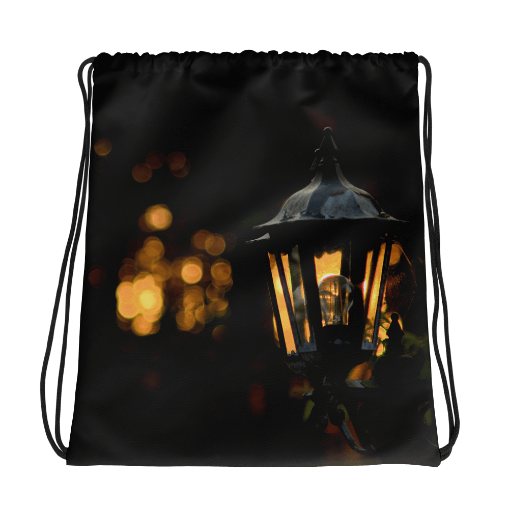 Rucksackbeutel mit Kordelzug - Abendsonne scheint durch eine Laterne product image (1)