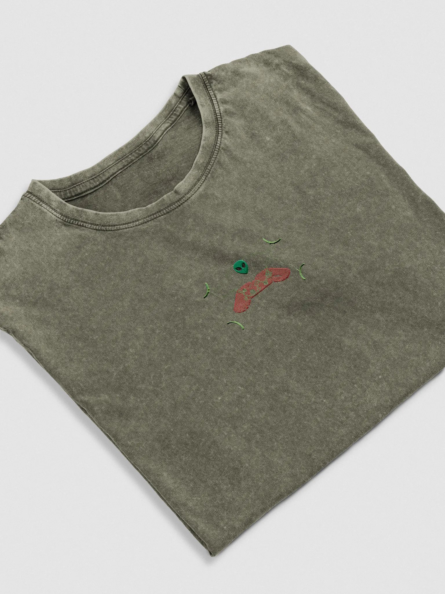Galactic Gamer Alien T-Shirt product image (3)