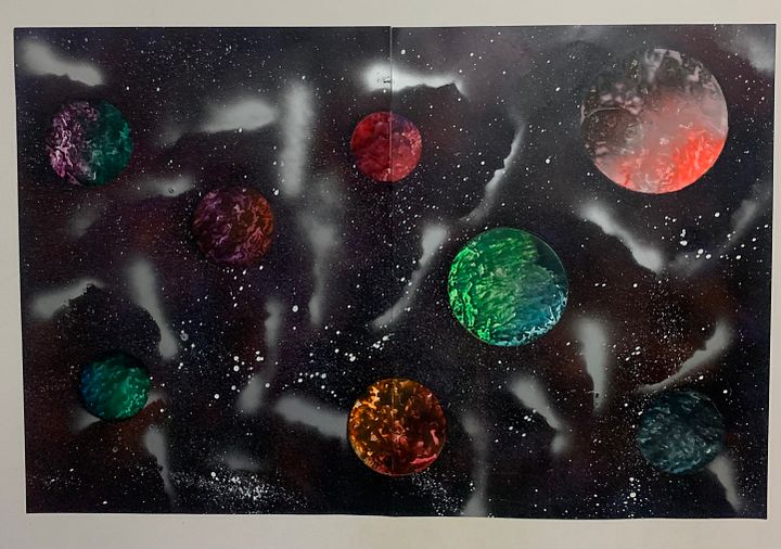 Planet Spray paint art product image (1)