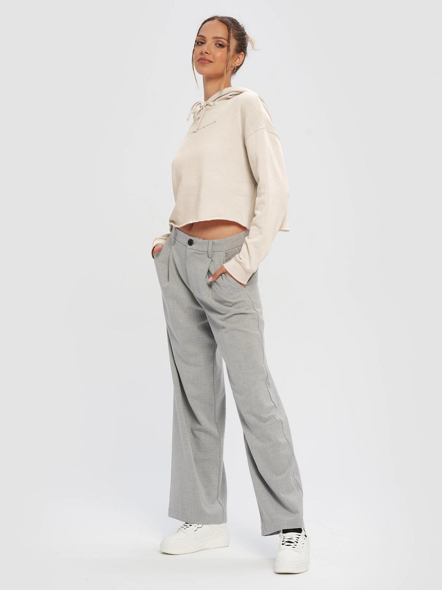 The Legacy Crop product image (5)