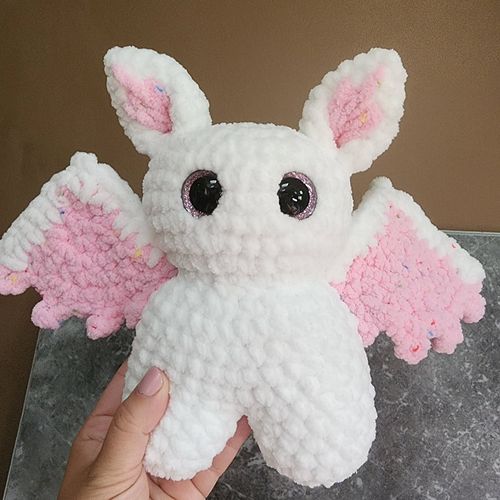 I had so much fun with this pattern. The instructions were easy to follow, and the videos were a great addition. I can't wait...