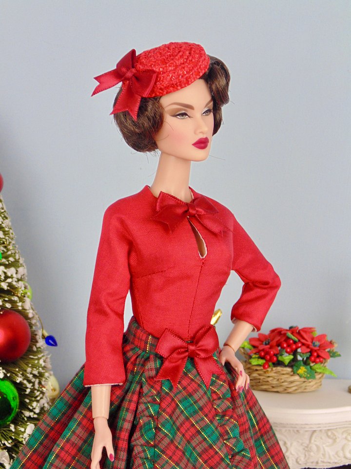Deck the Halls for 12” fashion dolls product image (2)