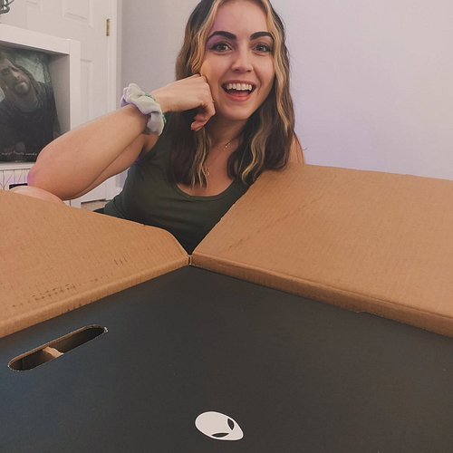 I'm SO excited to share that the incredible @alienware 👽 sent me TWO MAJOR upgrades for my set up, the Alienware Aurora Gamin...