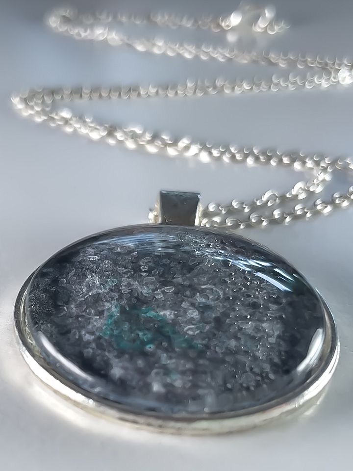 Bubble Art Necklace 010 product image (2)