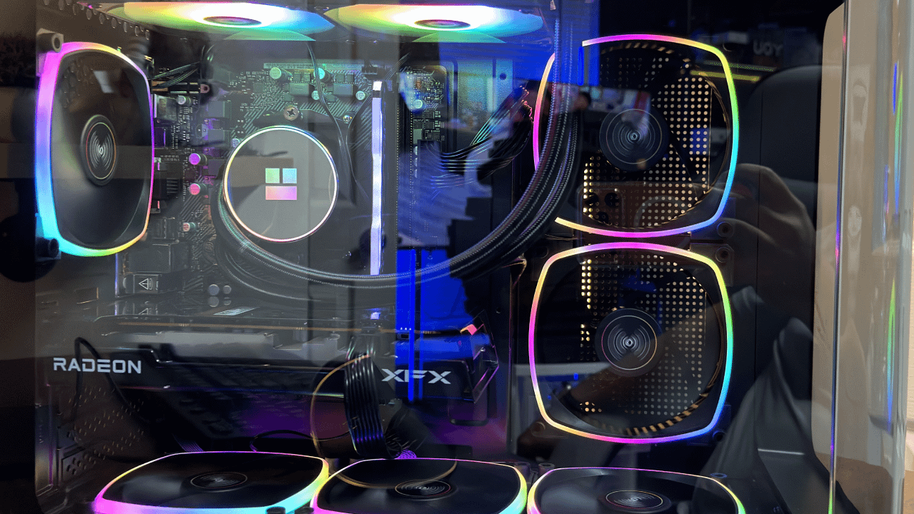 Pc Gaming Nebula Core - Ryzen 7 5700 + 9060 XT 16GB + 32GB DDR4 3200MHz + Asrock B550 product image (6)