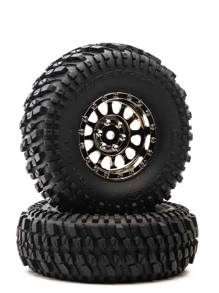 Duratrax Black/Chrome 1.9'' Wheela and Tires product image (1)