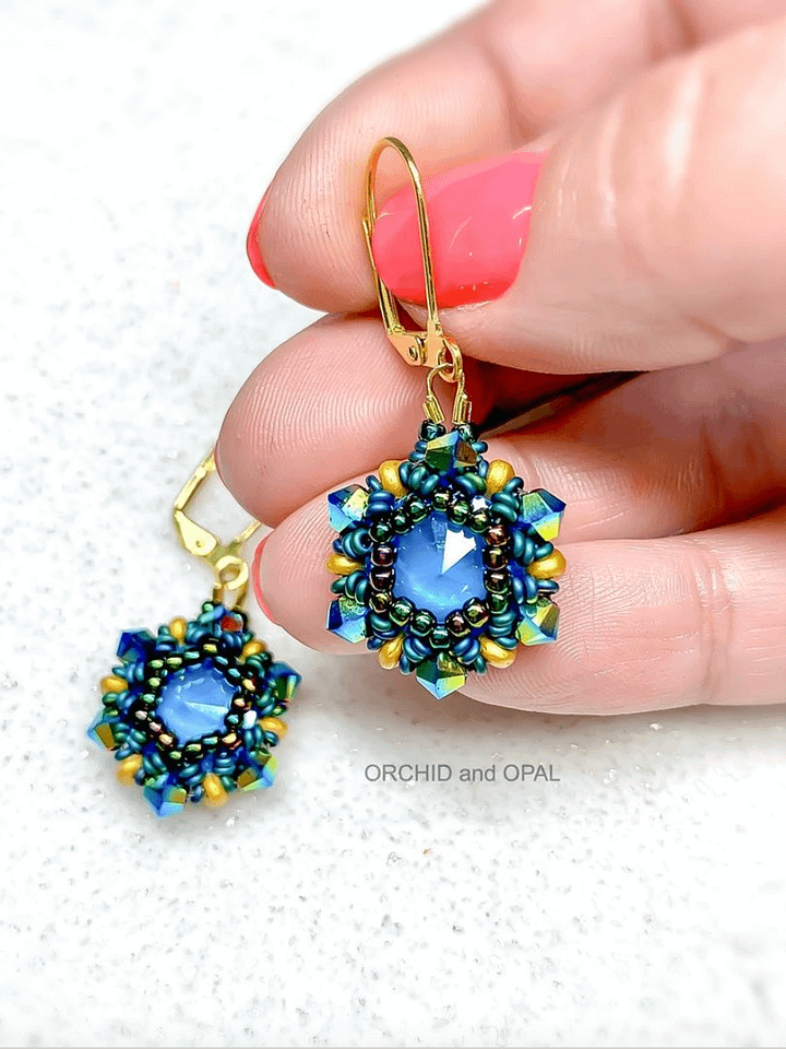 Beading Pattern – Royal Plumage Earrings product image (1)