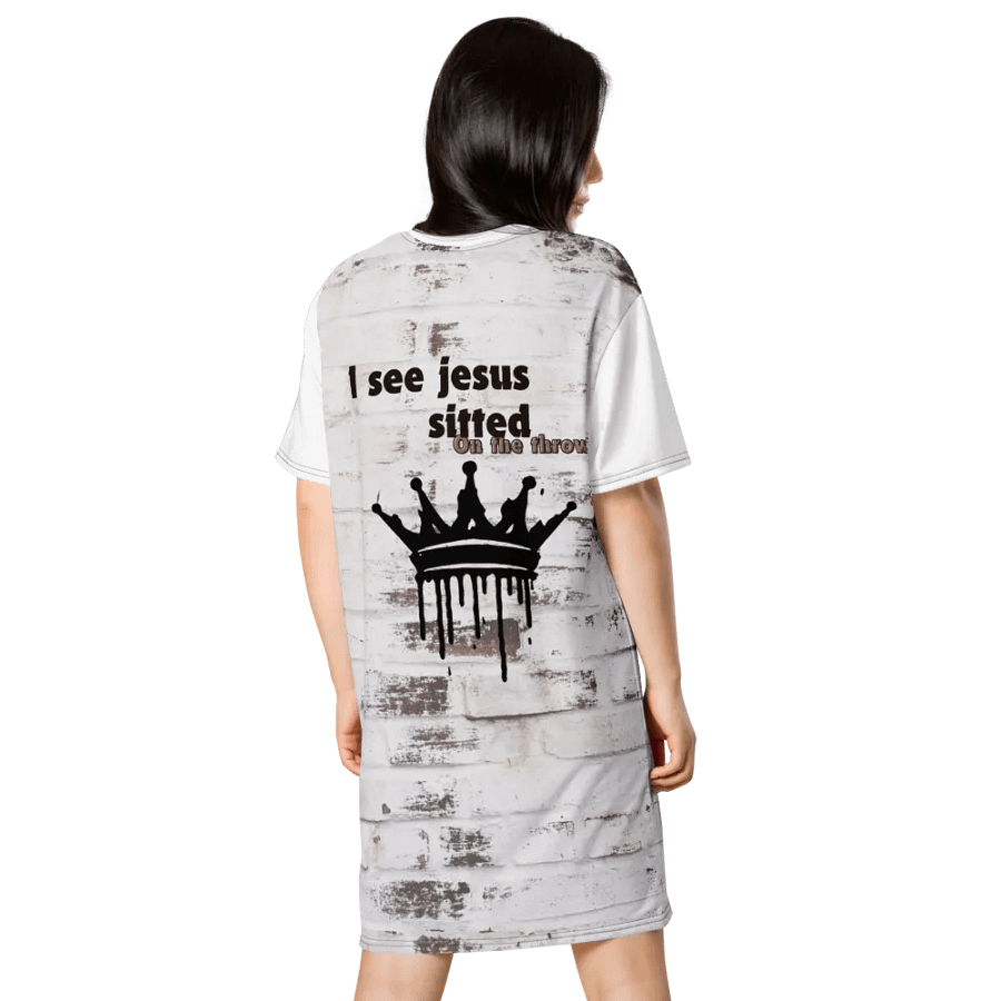I see jesus sitted on the thrown T-shirts dress product image (11)