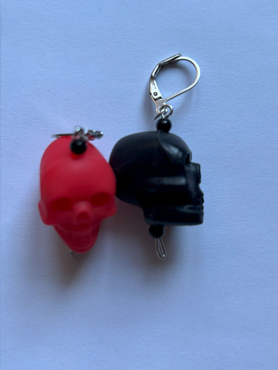 Skull Silicone Stitch Markers product image (2)