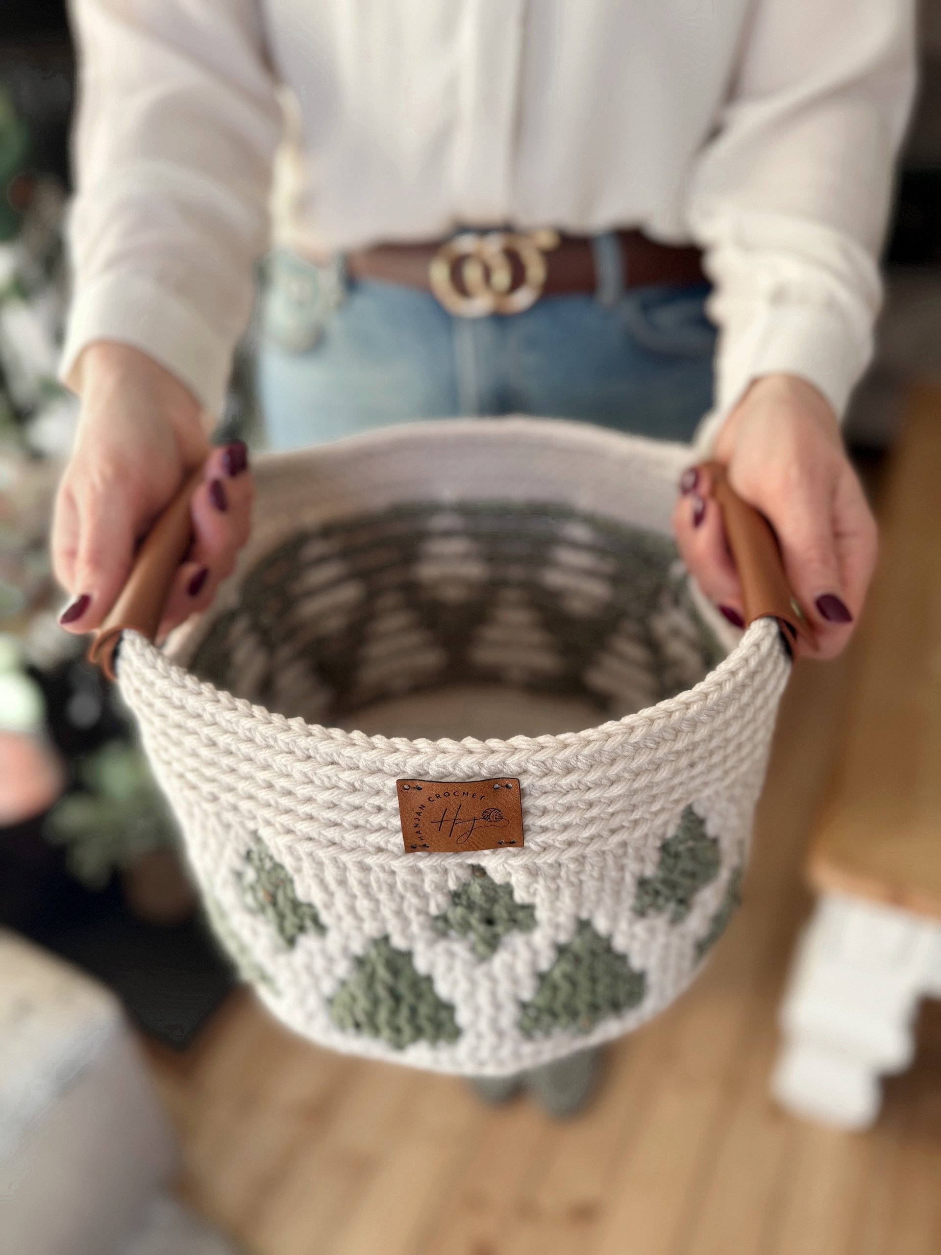 CROCHET PATTERN + VIDEO — Twinkling Trees Mosaic Crochet Baskets — 3 Nesting Sizes storage, gift, plantholder, Charts Included in PDF product image (9)