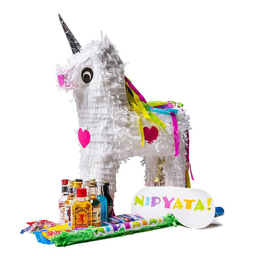 🪅🍾Boozy, brilliant and fun, NIPYATA! creates the most entertaining gifts. From piñata’s with booze to drinkable greeting card...