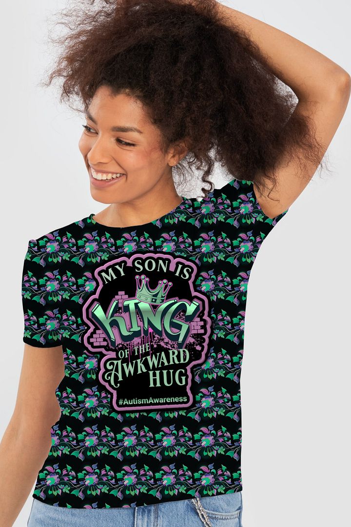 King of the Awkward Hug #Autism Awareness All Over Print T-shirt product image (2)