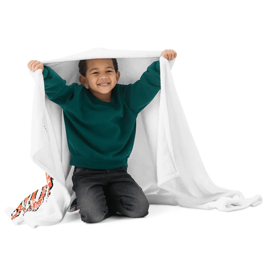 Wolf Star Throw Blanket product image (6)