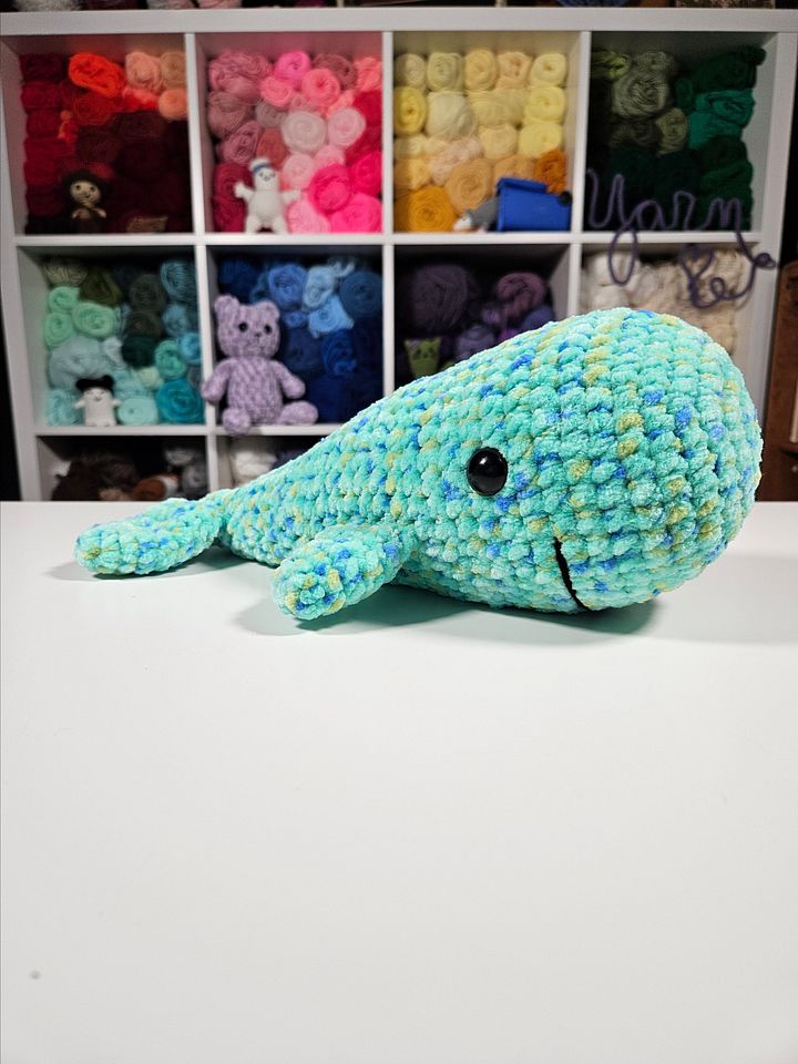 Large Whale Snuggler product image (1)