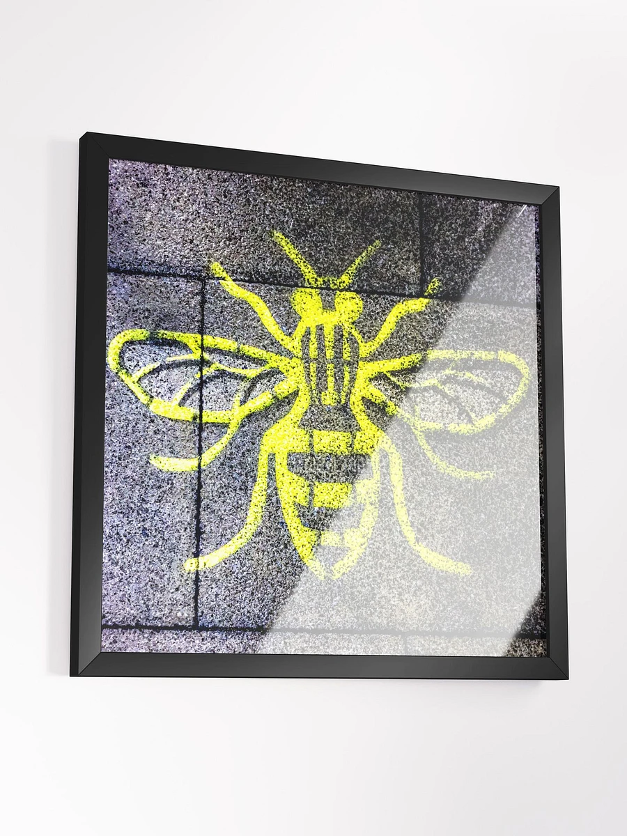 MancLand - Graffiti Bee product image (5)