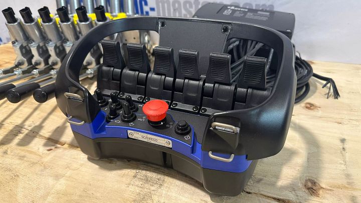 Truck Crane Fassi Hiab Palfinger New replacment kit Proportional valve DPX and Radio Remote RC 400 6 Functions product image (2)