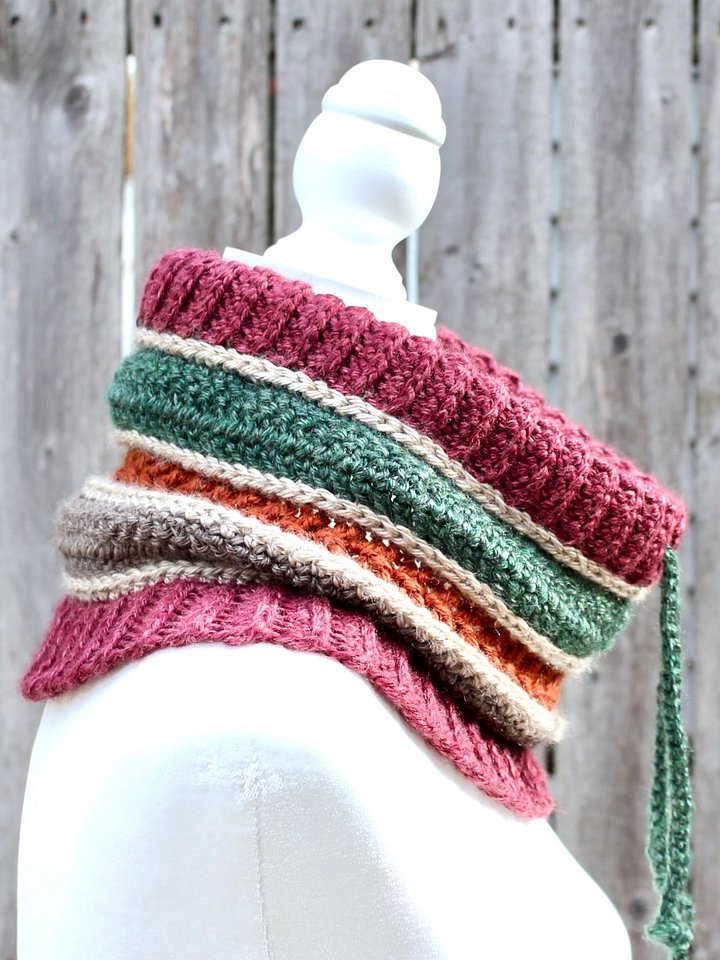 Persinette Drawstring Crochet Cowl Pattern | Instant PDF download with Photo Tutorial product image (2)
