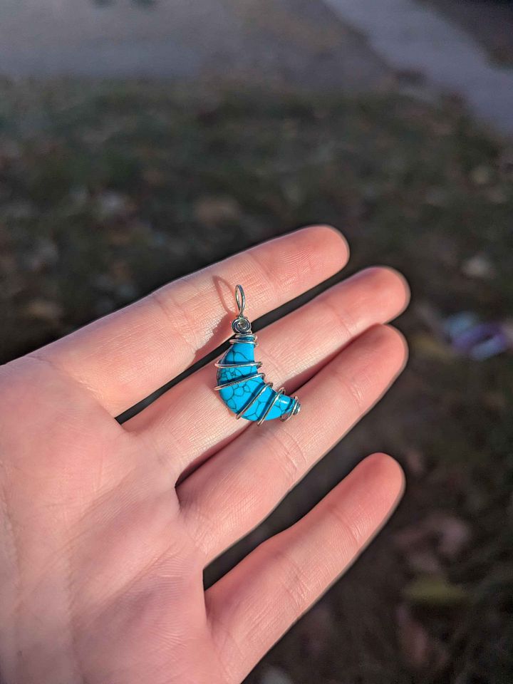 Turquoise Howlite Moon necklace product image (1)