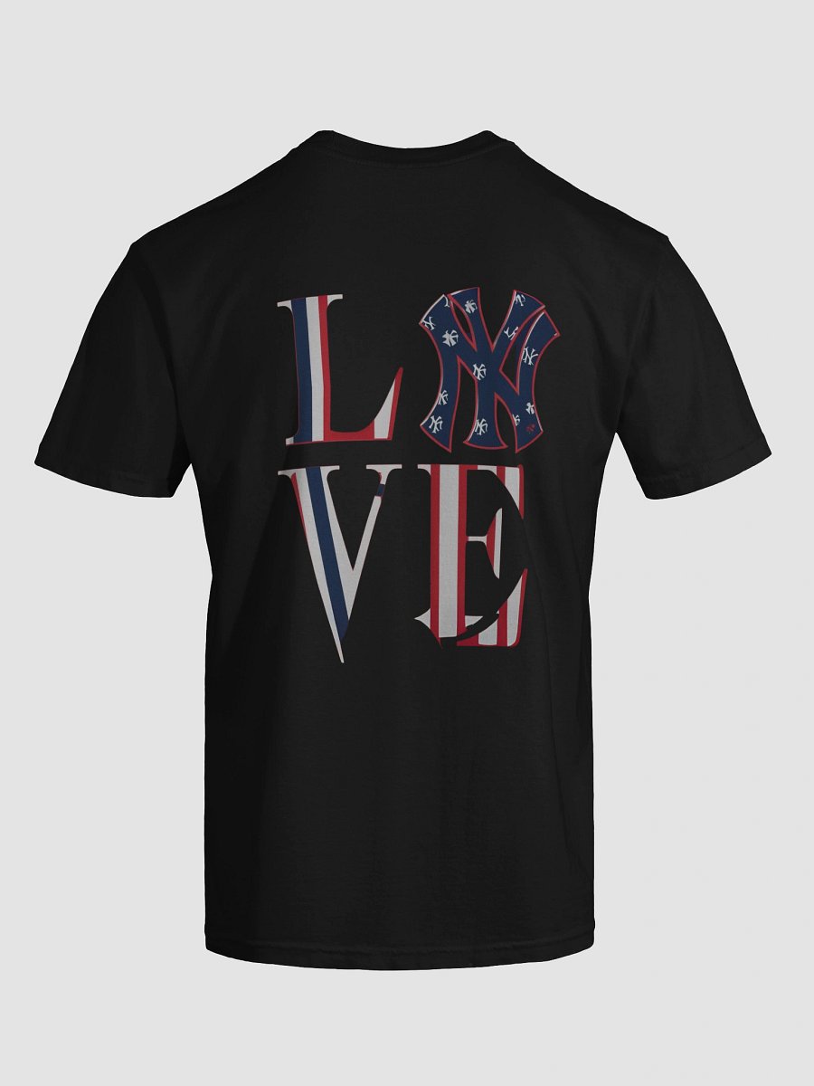 Patriotic Love Graphic Tee product image (115)