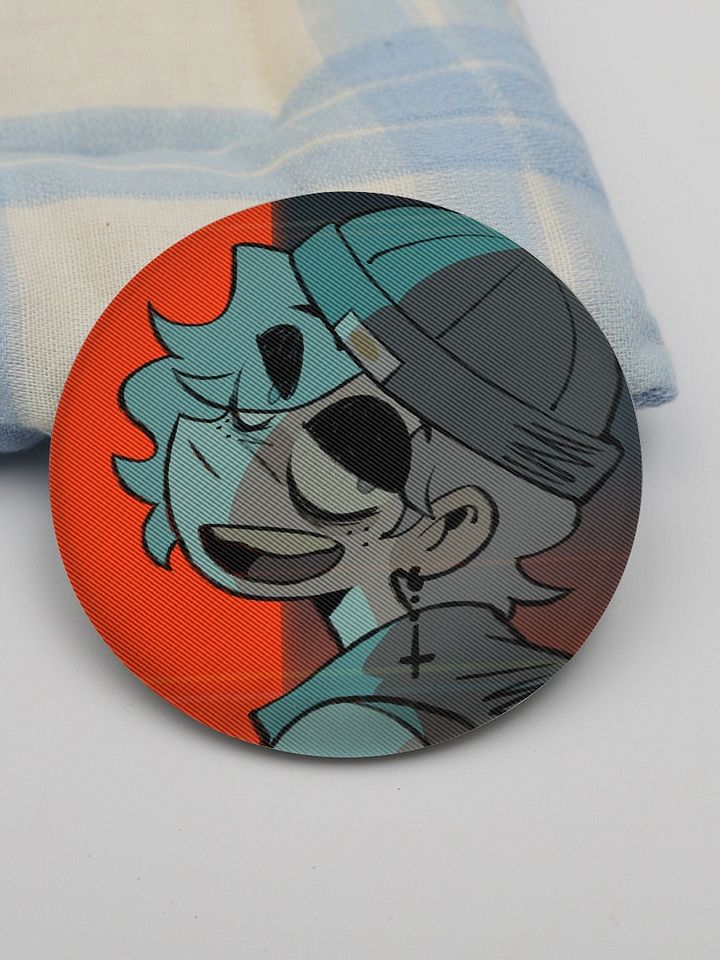 Pine Point: Dimitri Static Eyes Lenticular Badge product image (1)
