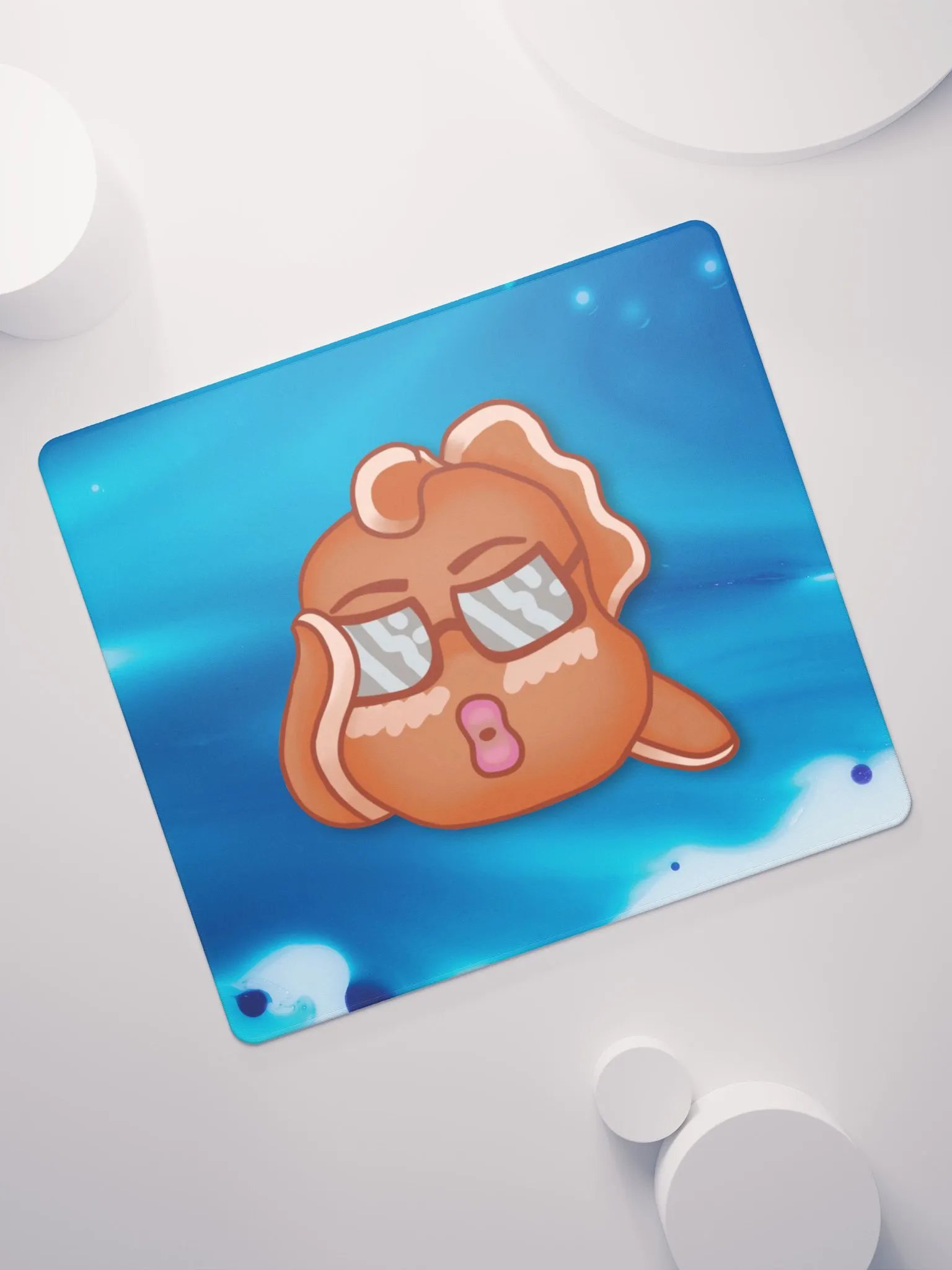 Expert Goldfish Mousepad With Background product image (7)