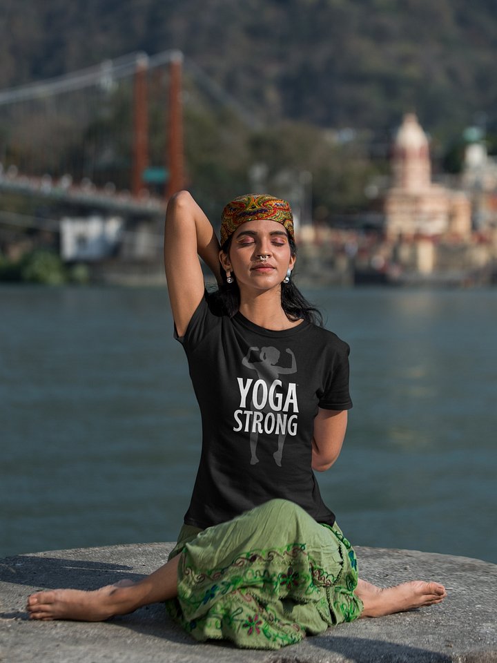 Yoga Strong T-shirt product image (2)
