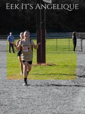 That's a wrap for the 2025 cross country season. Great job to any kid that shows up and runs!! #eekitsangeliquephotography #crosscountry #grovecitypa #grovecitypacrosscountry 