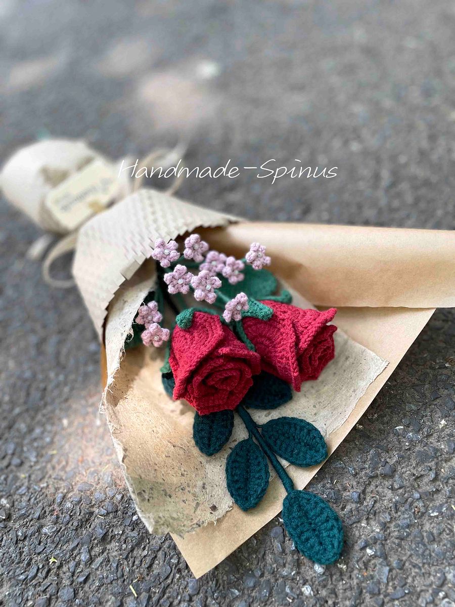 Red Rose Crochet Knit Bouquet - Forbidden City product image (5)