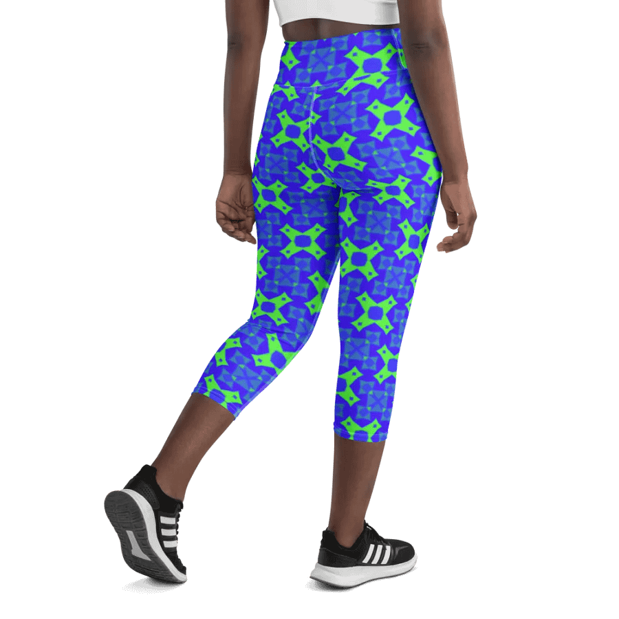 Grid Glamour Capri Leggings product image (9)