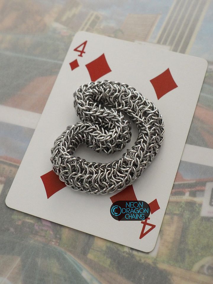 Mobius Fidget Toy / Stainless Steel product image (2)
