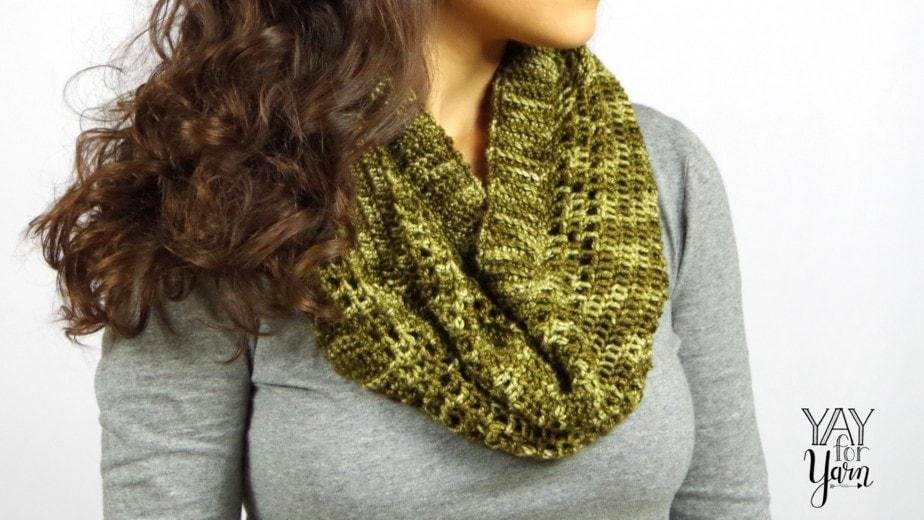 Dots & Dashes Cowl - PDF Crochet Pattern + Video Tutorial product image (1)