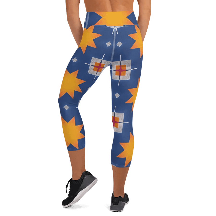 Geometric Glow Capri Leggings product image (6)