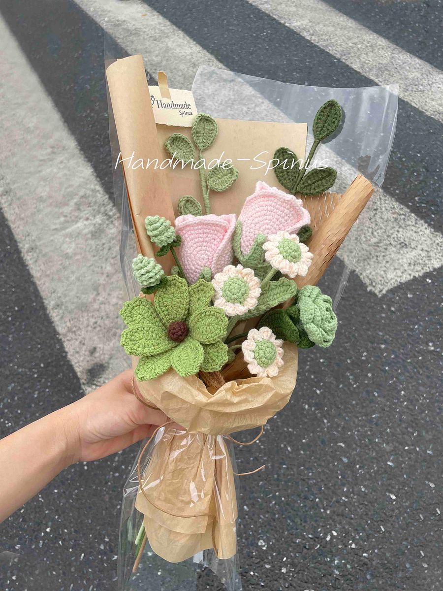 Rosy Pink & Green Gerbera Woven Crochet Knit Bouquet product image (1)