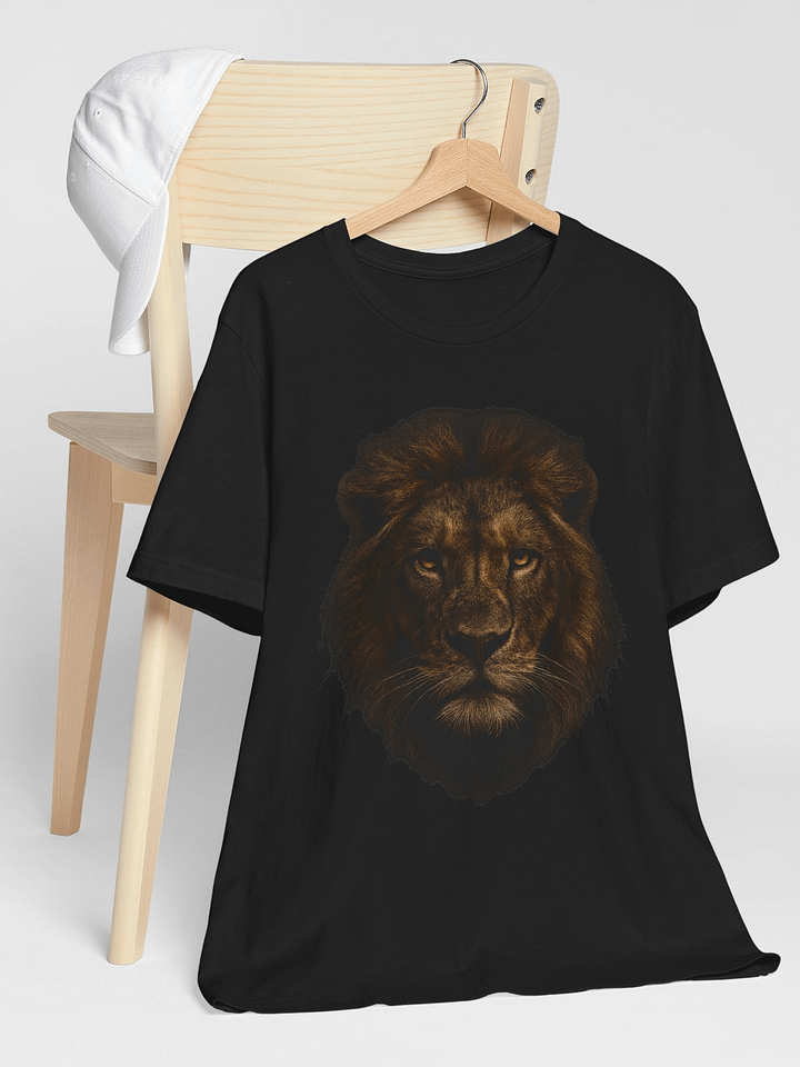 Majestic Mane Lion Graphic Tee product image (1)