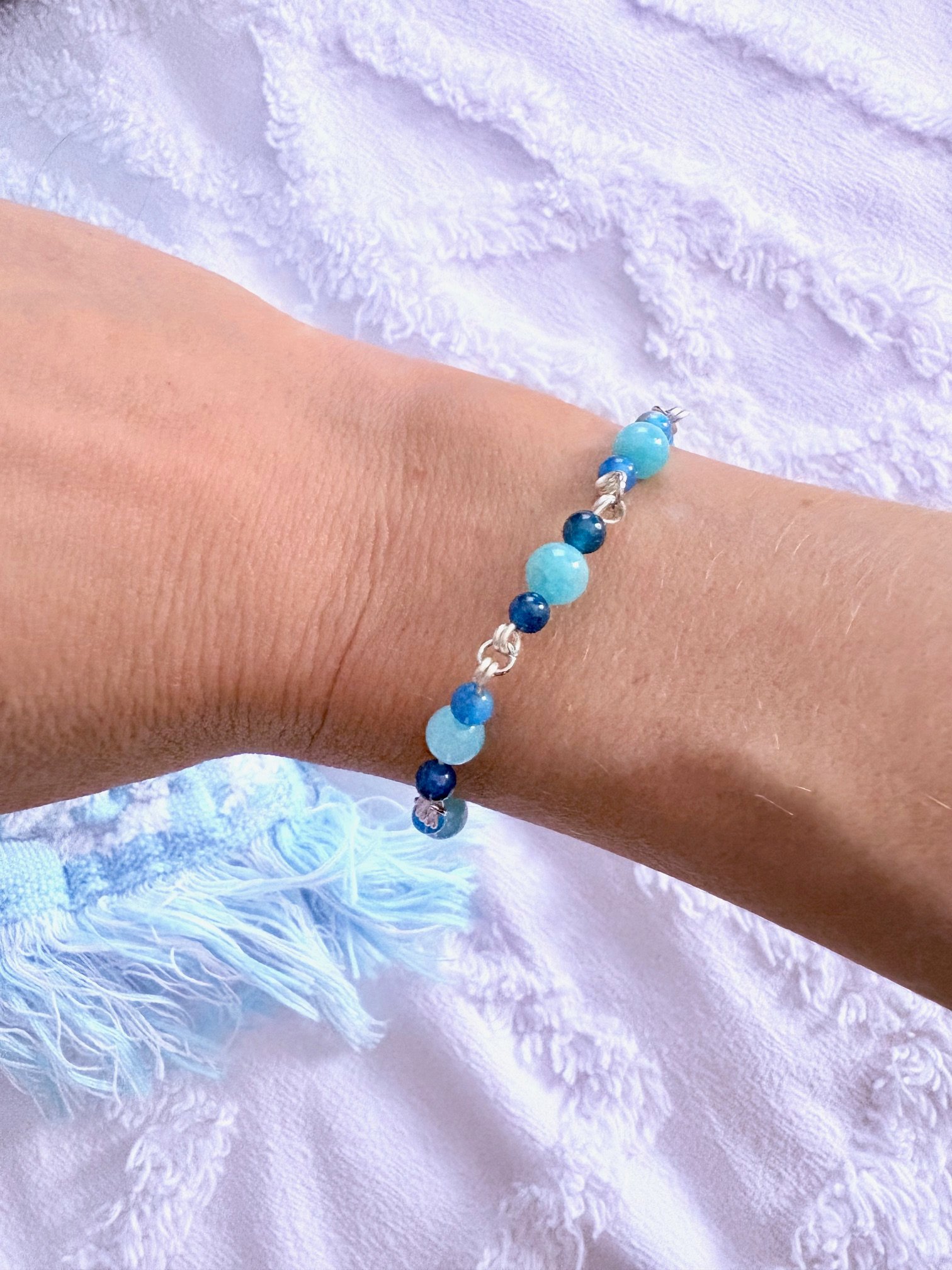 MFD-00272 | Pebble Sea Glass Bracelet | Wire Wrapped Links | by Monique Faella Designs™ product image (6)
