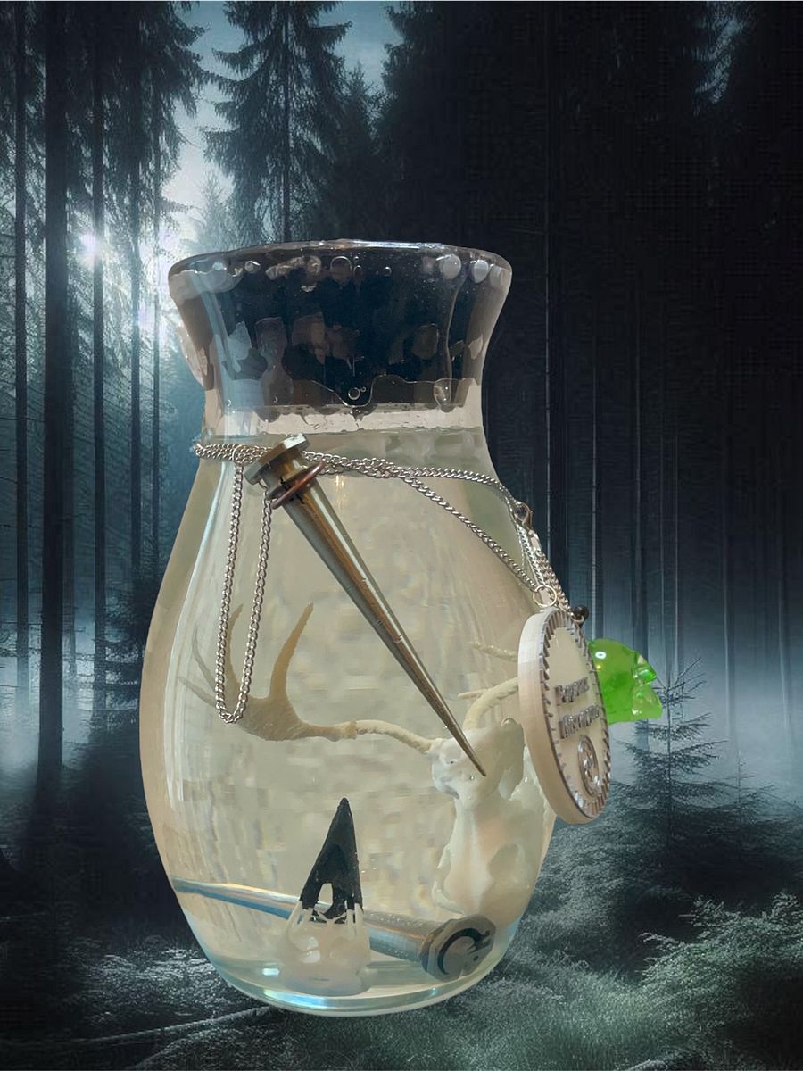 The Cosmere - Portable Mistwraith product image (3)