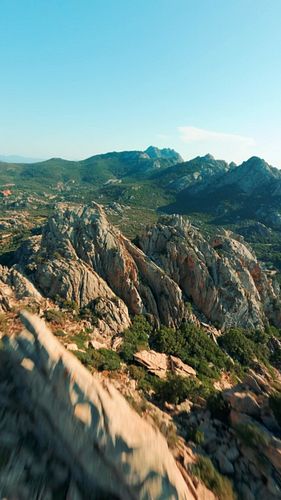 Exploring the mountains of Sardegna Italy 

#sardegna #italy #fpv #drone