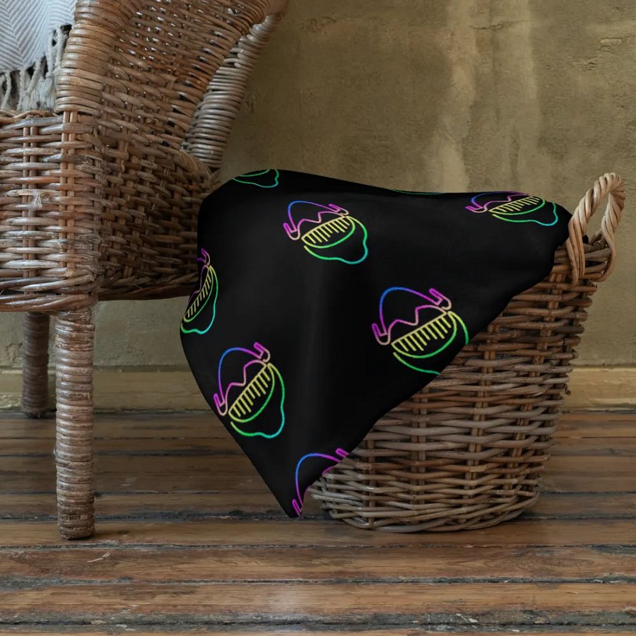 Ma1aci Beats Throw Blanket product image (9)