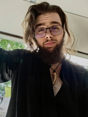 Austin wanted to uh...say hello.....to all of the ladies...who follow our family. 😄 🥰 #myboy #ohtobeyoungagain #fortheladies ...