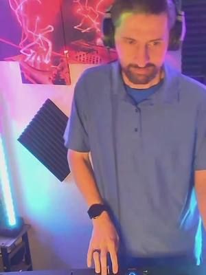 Highlights from friday. #foryoupage #tiktok #dj #youtube #kickstreaming #twitch 
