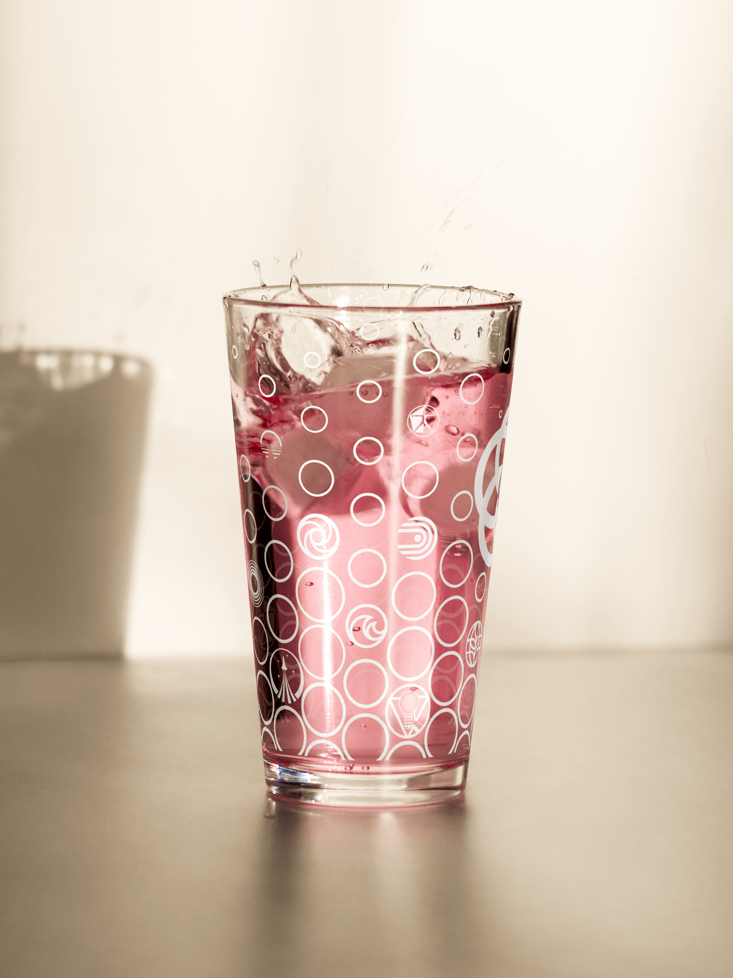 RetroFizzle Pint Glass product image (7)
