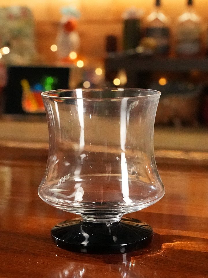 Vintage Seneca Cocktail Glass (single glass) product image (2)
