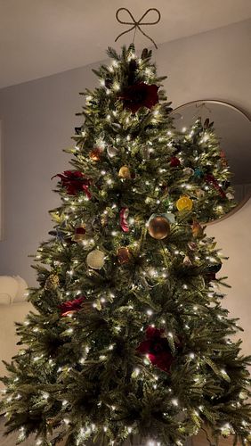 Comment FLUFF to get the link!! #christmastree #christmas #decor #christmasdecor