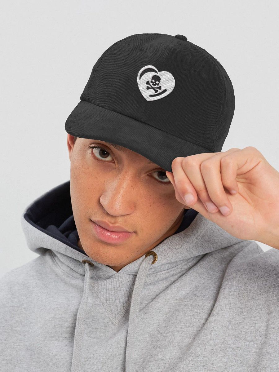 Skull heart Mountain Hat product image (1)