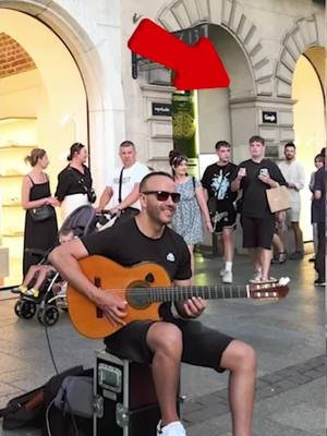 “Calma on Spanish Guitar 🎸🌴 Street Vibes You Need to Hear” #Calma #SpanishGuitar #PedroCapo #StreetPerformance #Busking #LatinVibes   #GuitarCover #FlamencoStyle #RelaxingMusic #StreetVibes #ImadFares