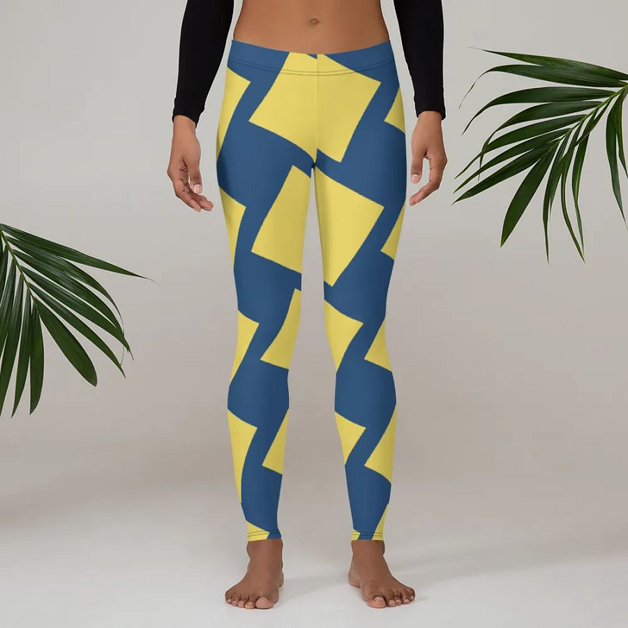 Chic Grid All-Over Leggings product image (3)