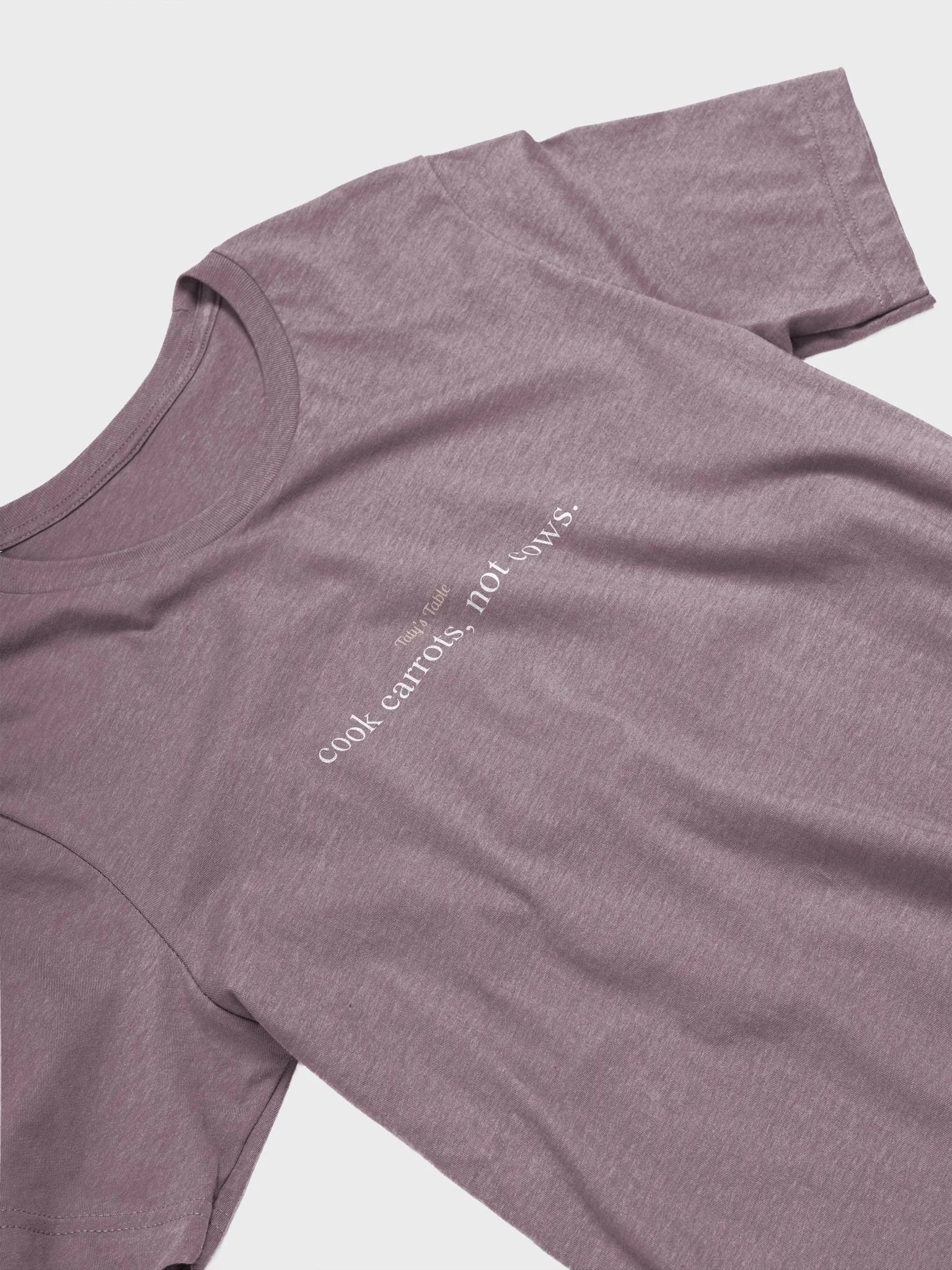 Carrots Not Cows Minimalist Tee product image (44)